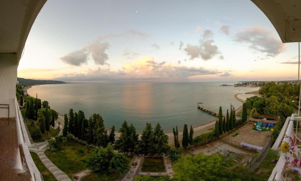 Pansionat Strana Dushi Sukhumi Exterior foto